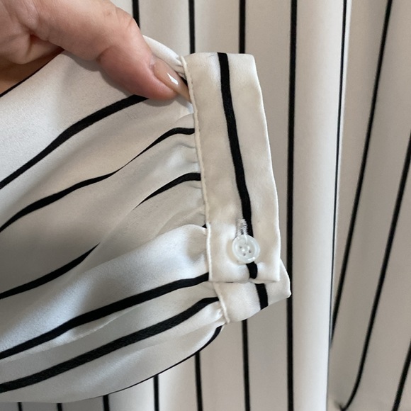 Alfani Blouse Ling Sleeve Sheer Stripe White Size Medium - Picture 2 of 5